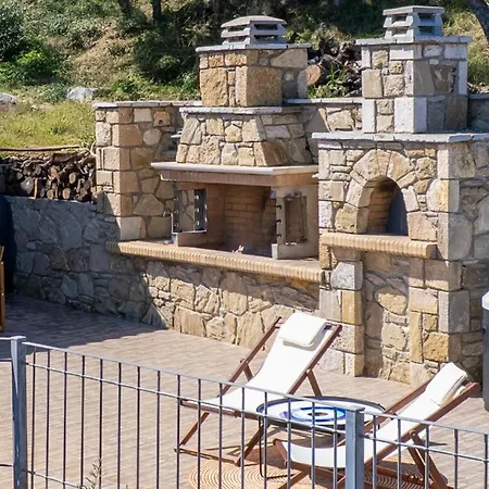 Semesterbostad Coral Summer Lux Argassi